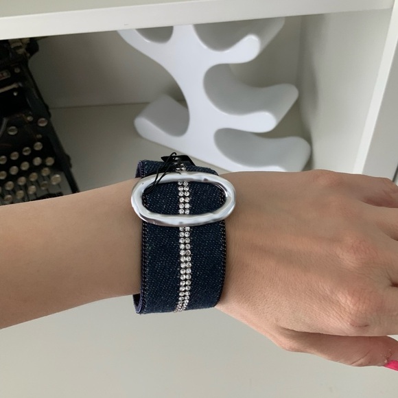JACQUELINE KENT Denim Crystal Turn Lock Silver Statement Cuff Bracelet BRAND NEW - Picture 4 of 16